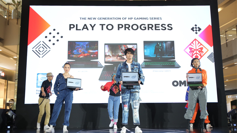 HP Luncurkan OMEN X 2S, Laptop Gaming Layar Ganda Pertama di Dunia