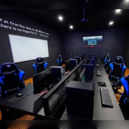 Demi Cetak Atlet Esports Baru, Acer Hadirkan Game Working Space di Solo