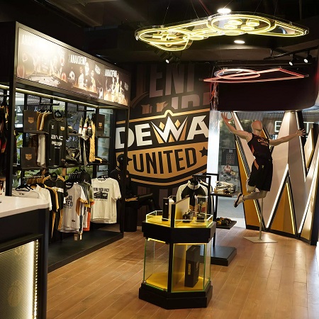 Lebih Dekat dengan Penggemar, Dewa United Store Hadir di Carstensz Mall