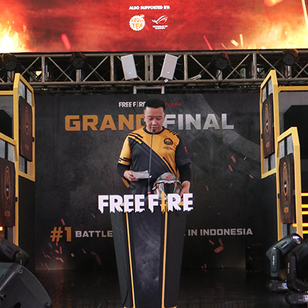 Day 1 Free Fire Shopee Indonesia Masters 2019, Pecah!