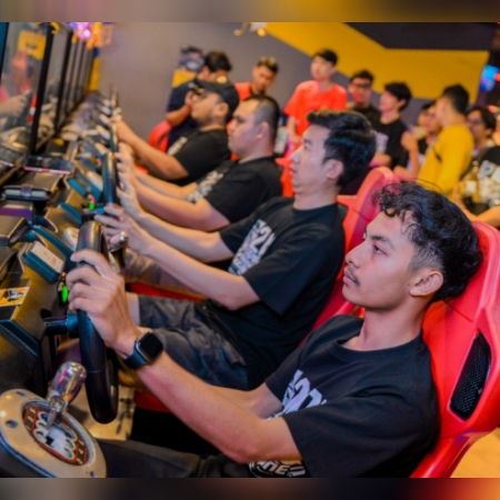 Timezone Gelar Turnamen Simulator Balap Internasional, Pemenang Pergi ke Jepang!