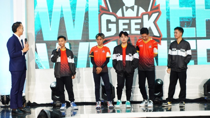 Geek Fam Jr jadi Pemenang di MDL ID Season 9