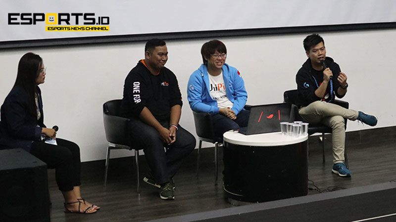 [Techno Fest 2017] Talkshow Seru di UMN Bareng Penggiat eSports!